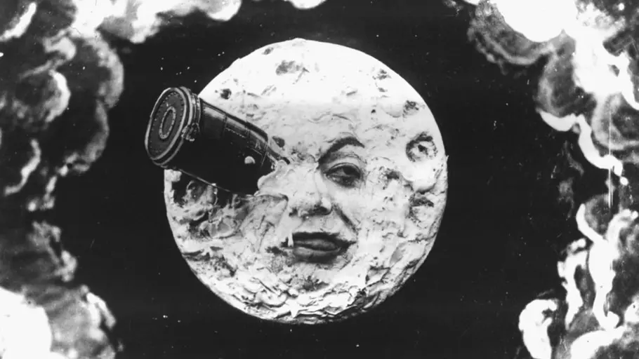 Voyage dans la lune